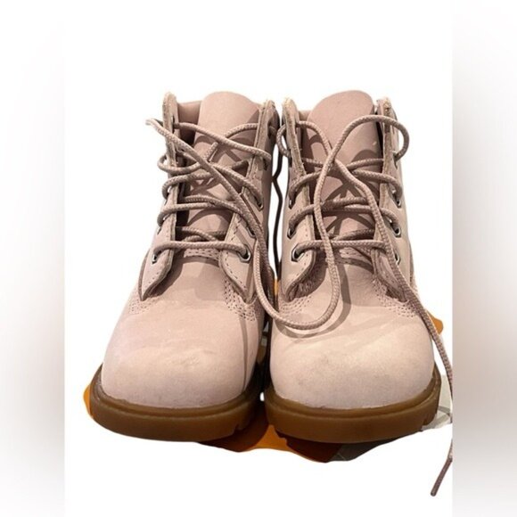 Timberland Classic Pink Nubuck Leather Girls Boots Size 10 With Rubber Sole - Picture 2 of 10